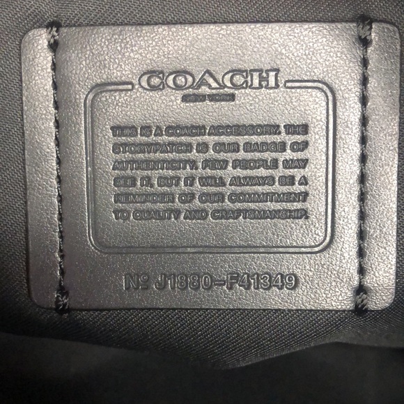 COACH F41349 Neon yellow plaid print coated canvas large clutch/pouch. - Picture 3 of 7